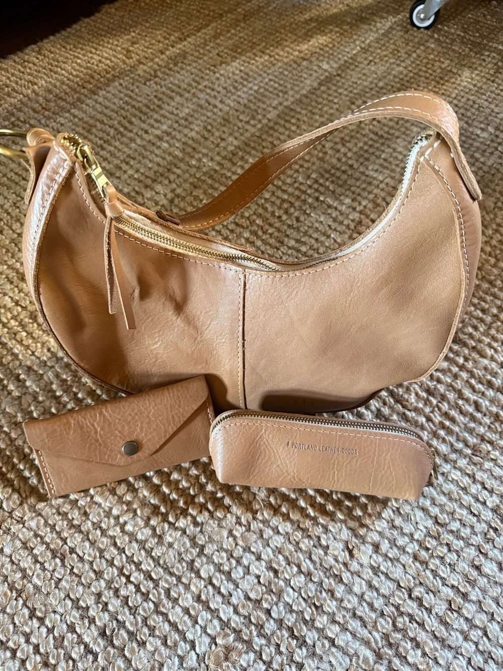 ⚜️ PORTLAND LEATHER GOODS LEATHER SHOULDER BAG SET WALLET/COSMETIC NWT UNICORN⚜️